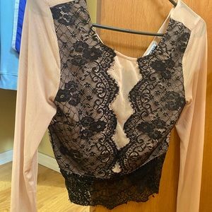 Cropped lace long sleeve